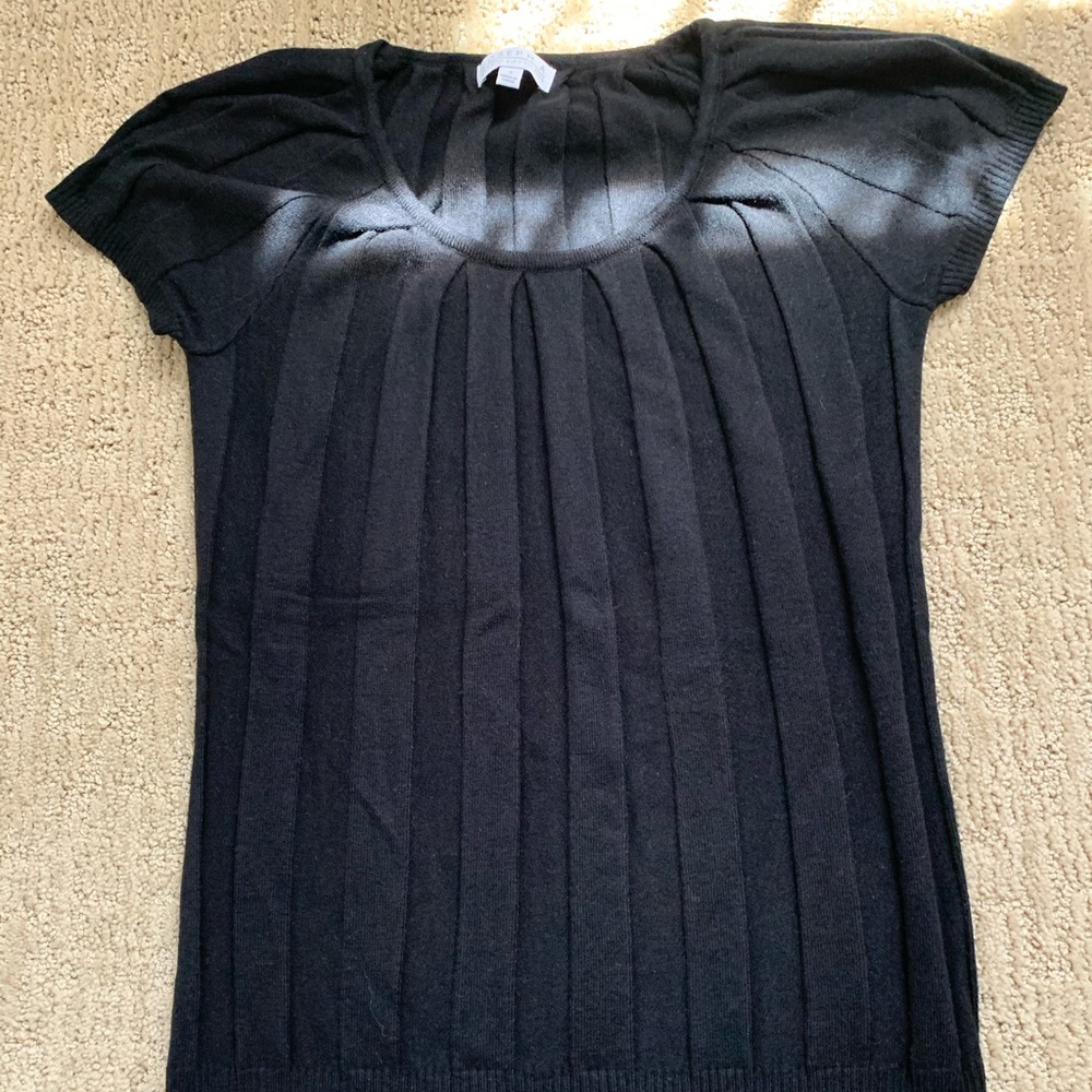 Joseph A black short sleeve sweater